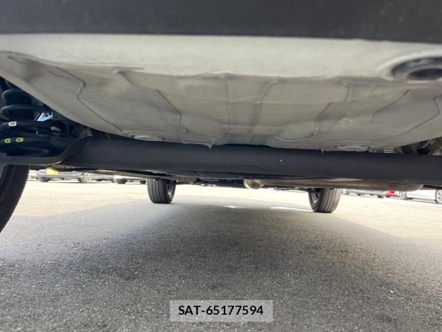 Suzuki X BEE 2019-10 8343313-15