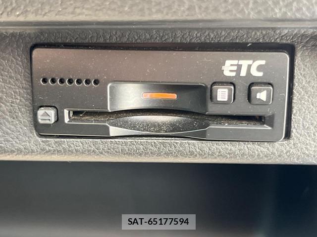 Suzuki X BEE 2019-10 8343313-19