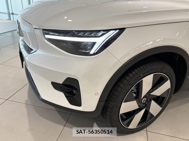 Volvo XC40 2025-10 8343020-11