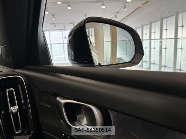 Volvo XC40 2025-10 8343020-16