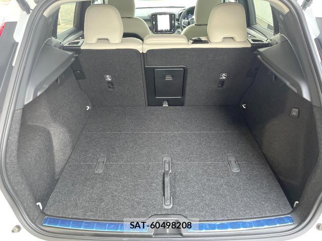 Volvo XC40 2025-04 8342079-16
