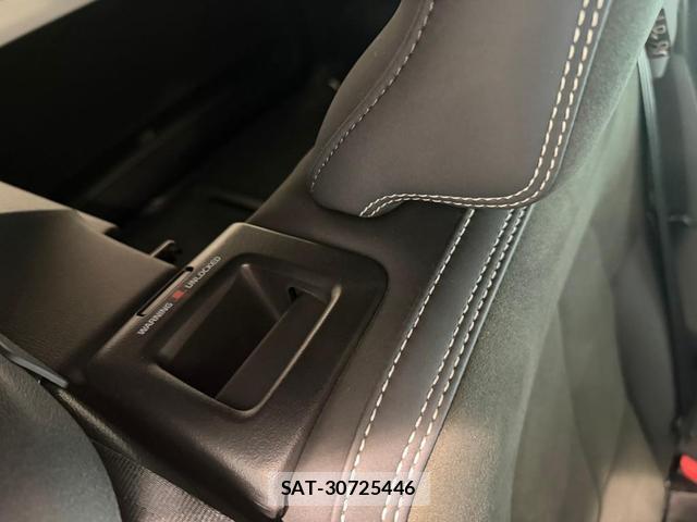 Volvo XC40 2023-08 8343021-12