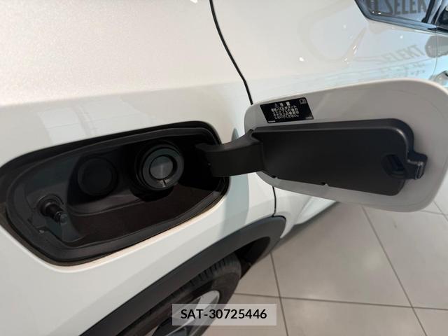 Volvo XC40 2023-08 8343021-16