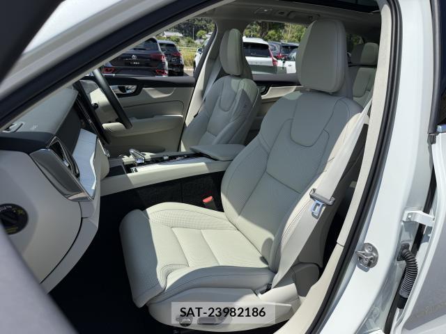 Volvo XC60 2025-06 8342174-10