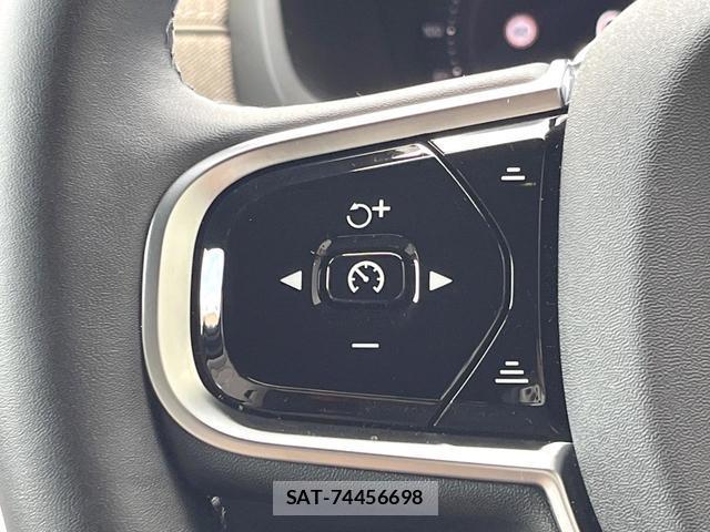 Volvo XC90 2025-02 8342078-12