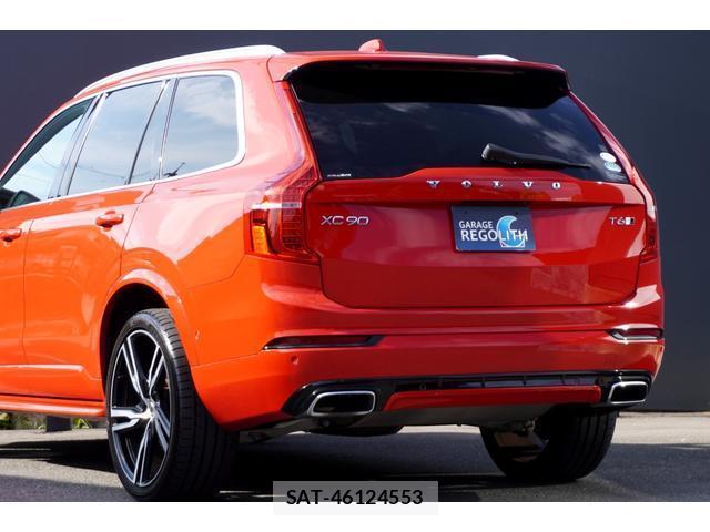 Volvo XC90 2017-10 8344321-11