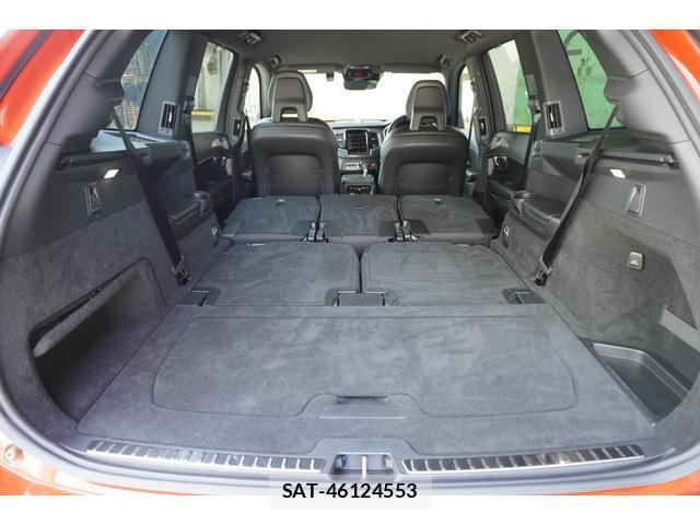 Volvo XC90 2017-10 8344321-15