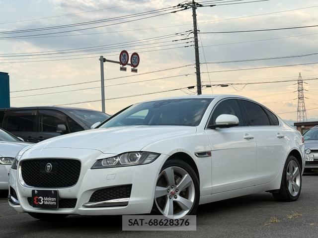 Jaguar XF 2019-12 8343535-0