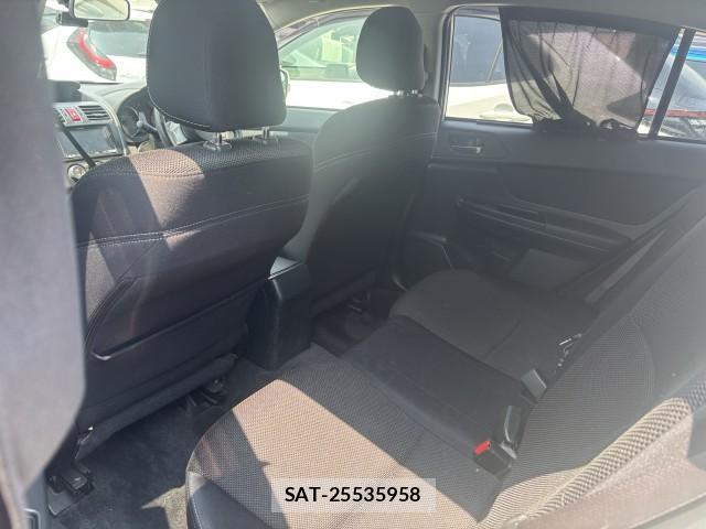 Subaru XV 2014-01 8342421-2