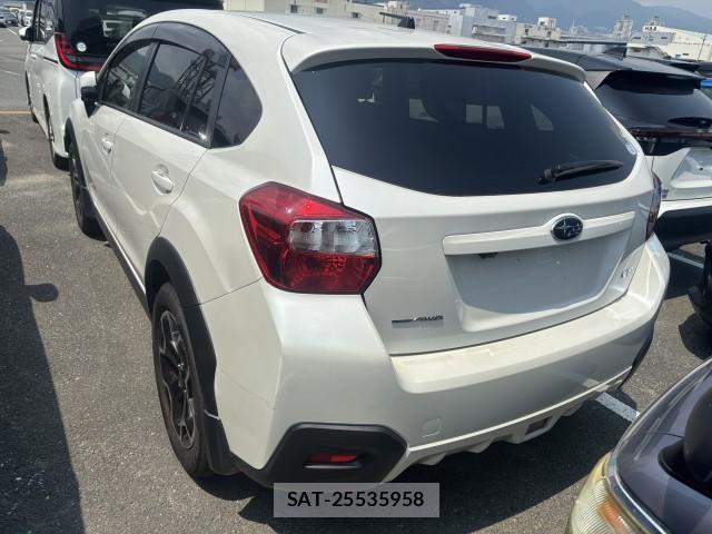 Subaru XV 2014-01 8342421-3