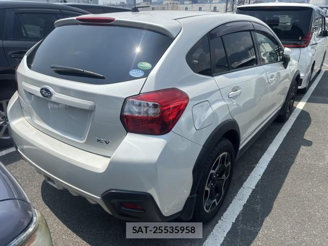 Subaru XV 2014-01 8342421-4