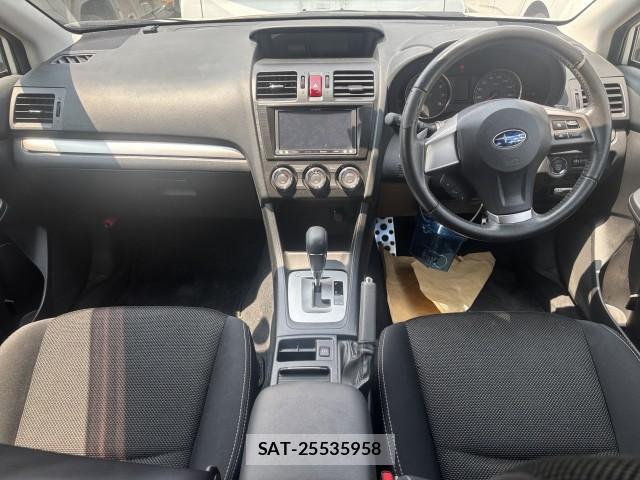 Subaru XV 2014-01 8342421-7