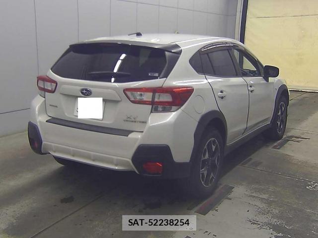 Subaru XV 2018-04 8342646-4
