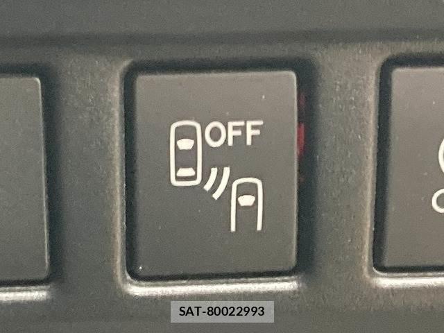 Subaru XV 2017-06 8343243-4