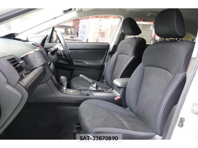 Subaru XV 2013-12 8343664-11