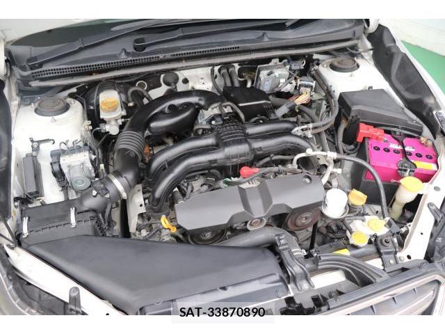 Subaru XV 2013-12 8343664-9