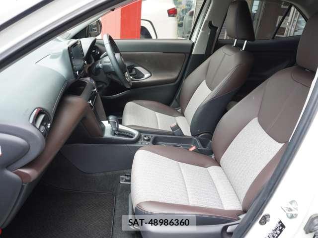 Toyota YARIS CROSS 2022-08 8342201-10