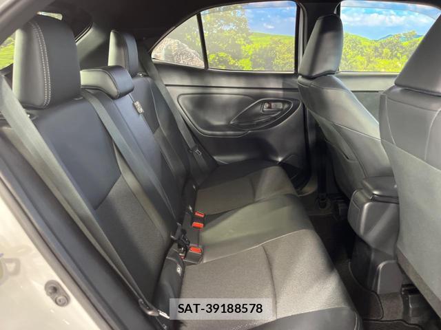 Toyota YARIS CROSS 2025-10 8342492-10