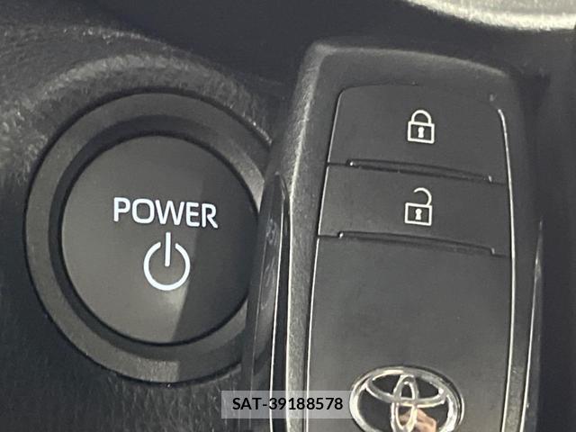 Toyota YARIS CROSS 2025-10 8342492-7