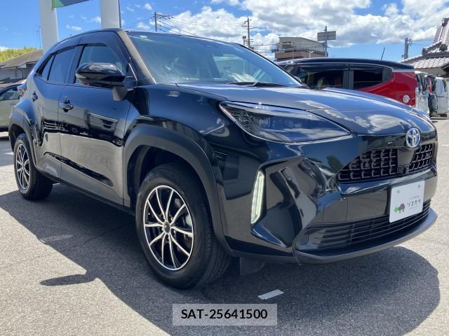 Toyota YARIS CROSS 2021-12 8342523-10