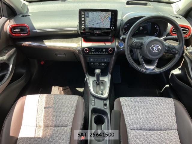 Toyota YARIS CROSS 2021-12 8342523-2