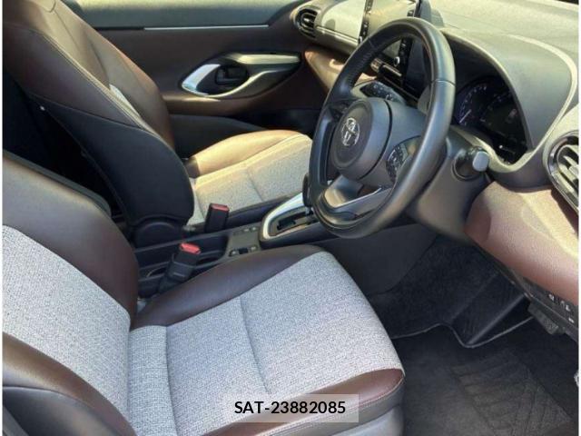 Toyota YARIS CROSS 2021-08 8342668-2