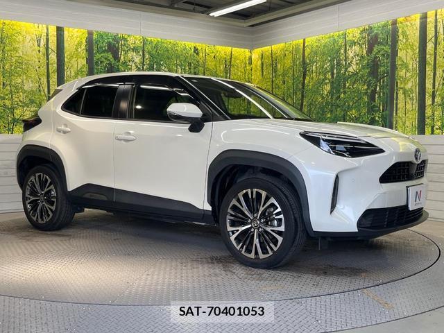 Toyota YARIS CROSS 2022-04 8342715-15