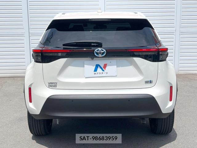 Toyota YARIS CROSS 2022-01 8342865-15
