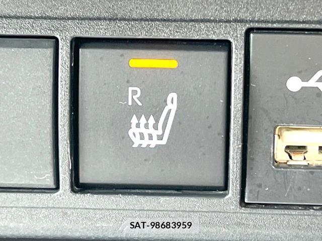 Toyota YARIS CROSS 2022-01 8342865-6