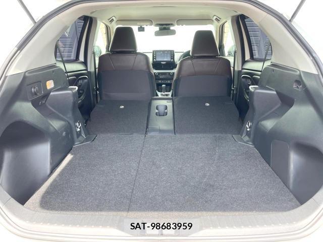 Toyota YARIS CROSS 2022-01 8342865-9