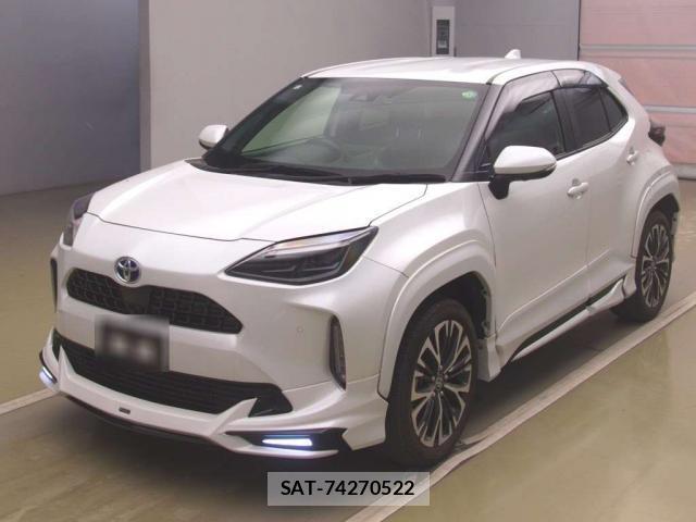 Toyota YARIS CROSS 2023-09 8342997-12