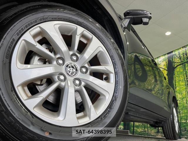 Toyota YARIS CROSS 2024-12 8343251-12