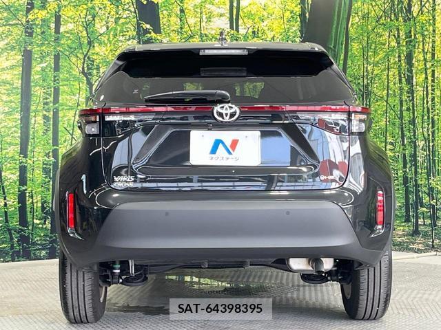 Toyota YARIS CROSS 2024-12 8343251-14