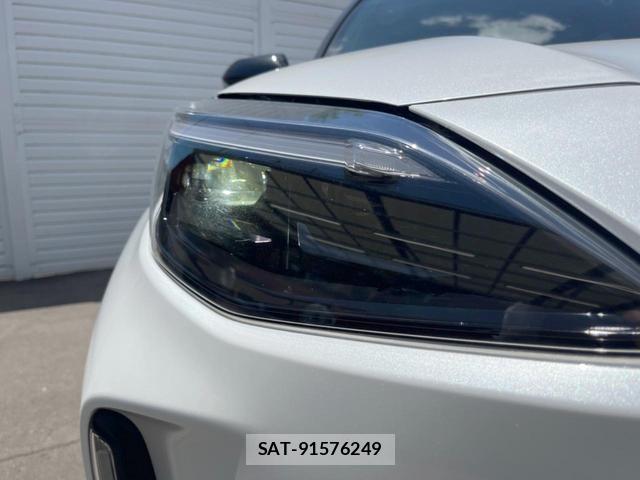 Toyota YARIS CROSS 2024-09 8343483-11