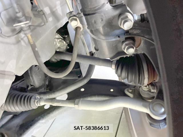 Toyota YARIS CROSS 2024-05 8343517-19