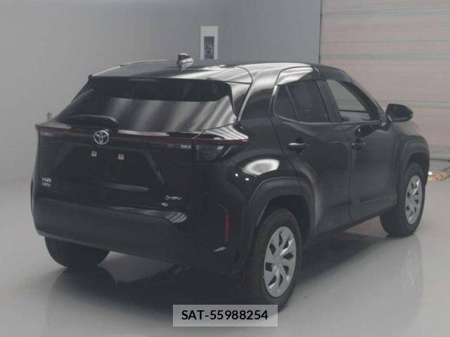 Toyota YARIS CROSS 2025-12 8343757-4