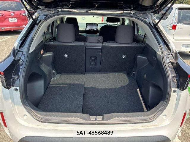 Toyota YARIS CROSS 2023-01 8343812-8