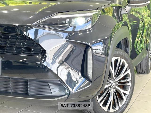 Toyota YARIS CROSS 2021-09 8343869-11