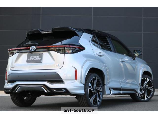 Toyota YARIS CROSS 2021-07 8344083-1