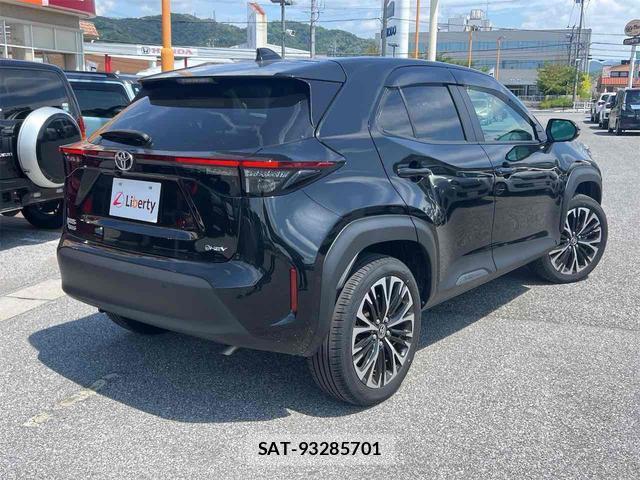 Toyota YARIS CROSS 2025-01 8344218-17