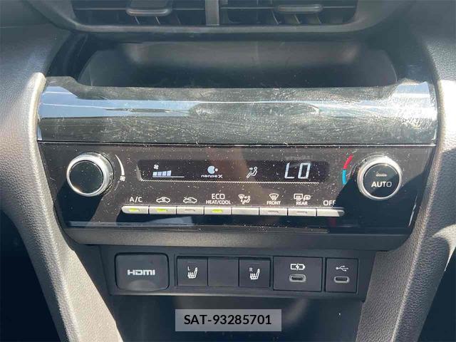 Toyota YARIS CROSS 2025-01 8344218-6