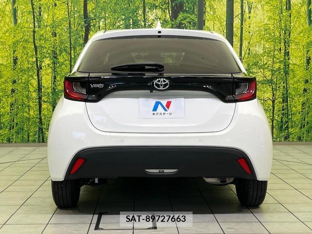 Toyota YARIS 2023-07 8342063-14