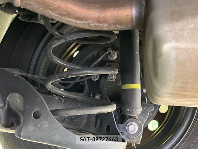 Toyota YARIS 2023-07 8342063-19