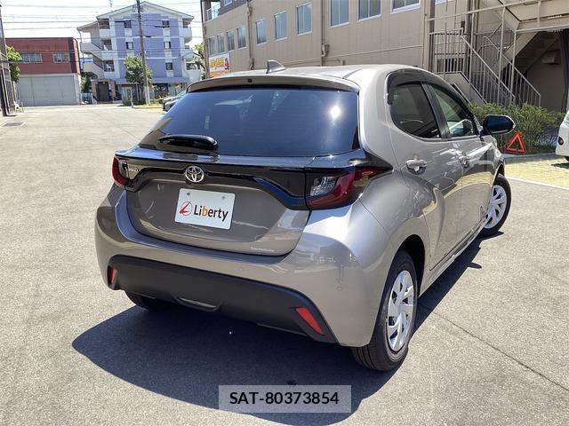 Toyota YARIS 2025-10 8342116-9