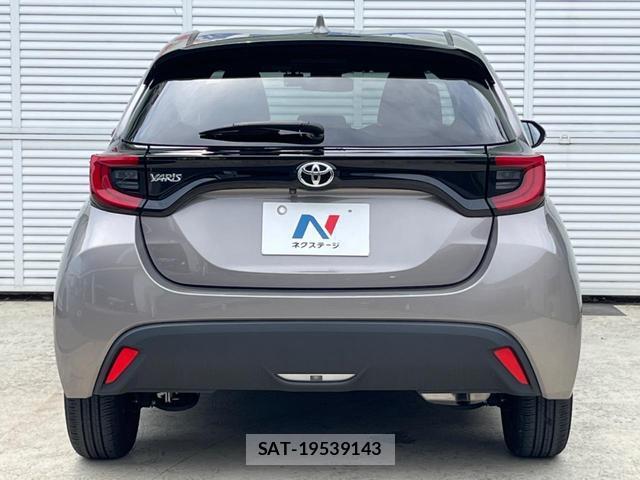 Toyota YARIS 2021-07 8342173-14