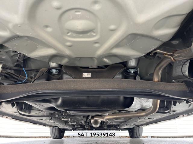Toyota YARIS 2021-07 8342173-18