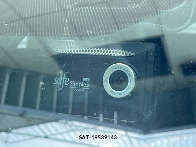 Toyota YARIS 2021-07 8342173-6