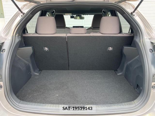 Toyota YARIS 2021-07 8342173-9