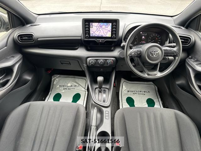 Toyota YARIS 2020-07 8342257-1