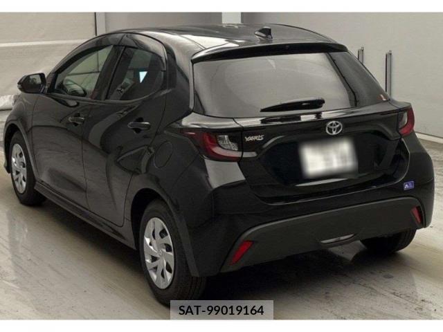 Toyota YARIS 2024-08 8342671-4